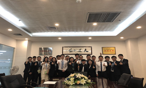 云顶集团3118之家星南方店营业部赴武昌店交流学习