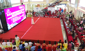 云顶集团3118之家宜昌店携手宜昌市旗袍协会打造精品旗袍秀