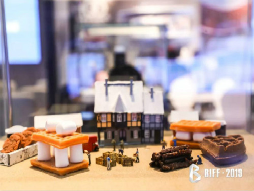 20190625144411_hkr1vbv30t