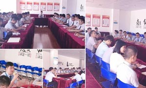 云顶集团3118之家襄阳店2019年上半年岁情总结会暨第三季度员工生日会圆满召开！